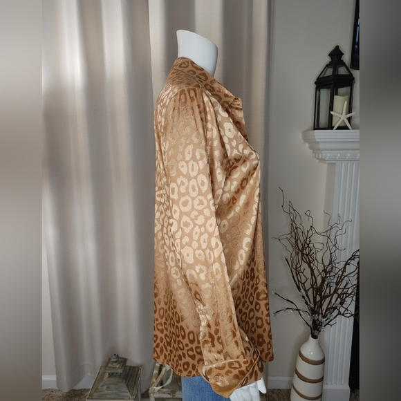 Acoa leopard button up shirt, metallic gold L - Picture 8 of 15